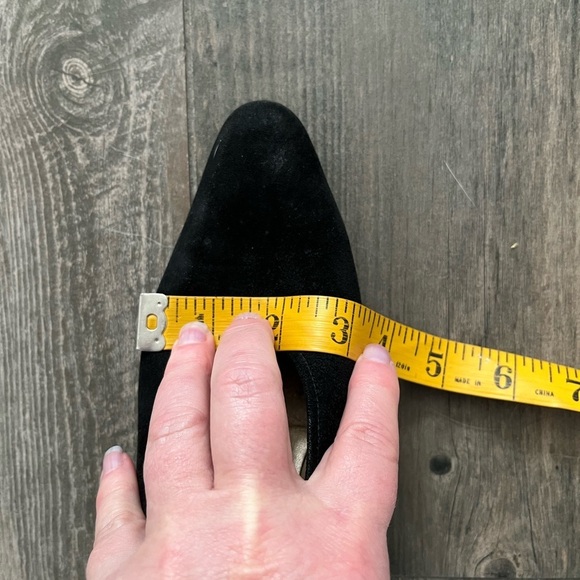 Vintage YSL Yves Saint Laurent Black Suede Spool Heels Pumps 8 narrow - Picture 11 of 11